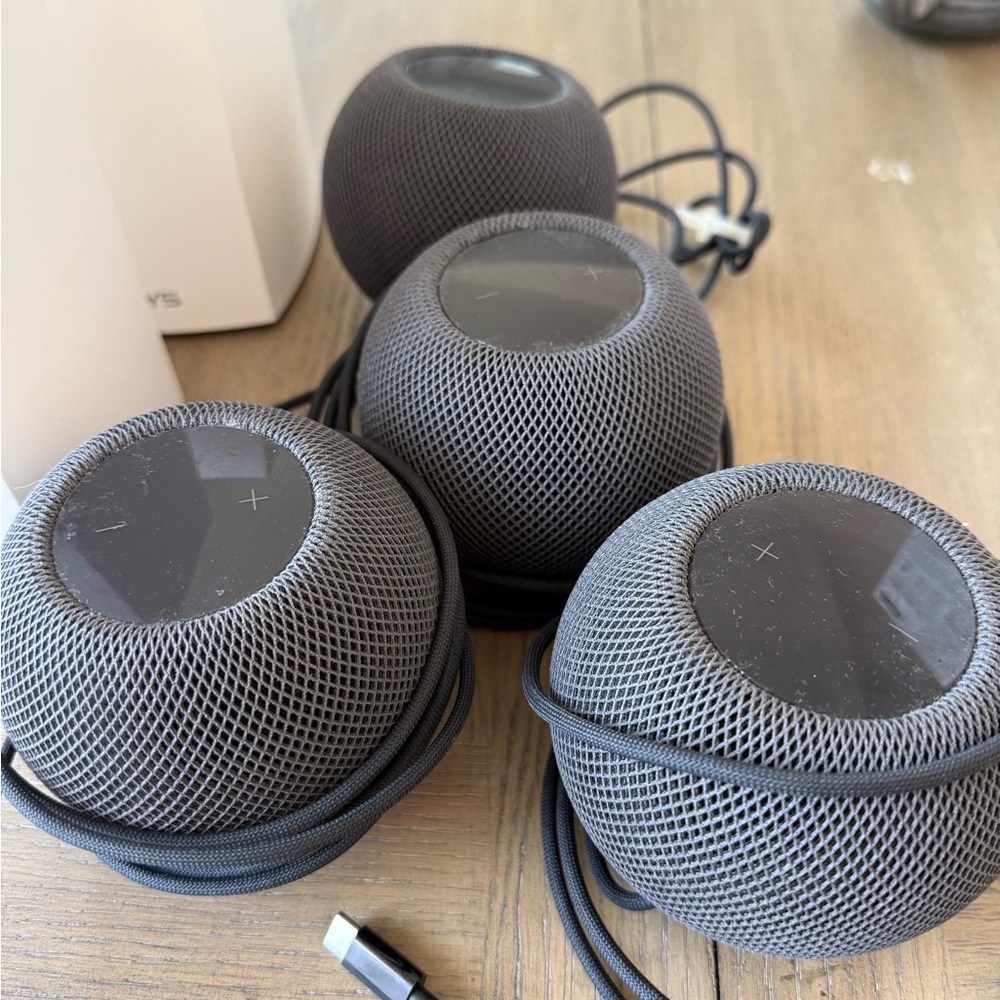 Apple HomePod Mini Quad Set in Charcoal